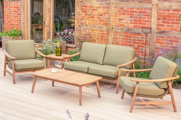 Want Your Garden to Feel Like an Extension of Your Home? Here Are 14 Simple Ways to Achieve It